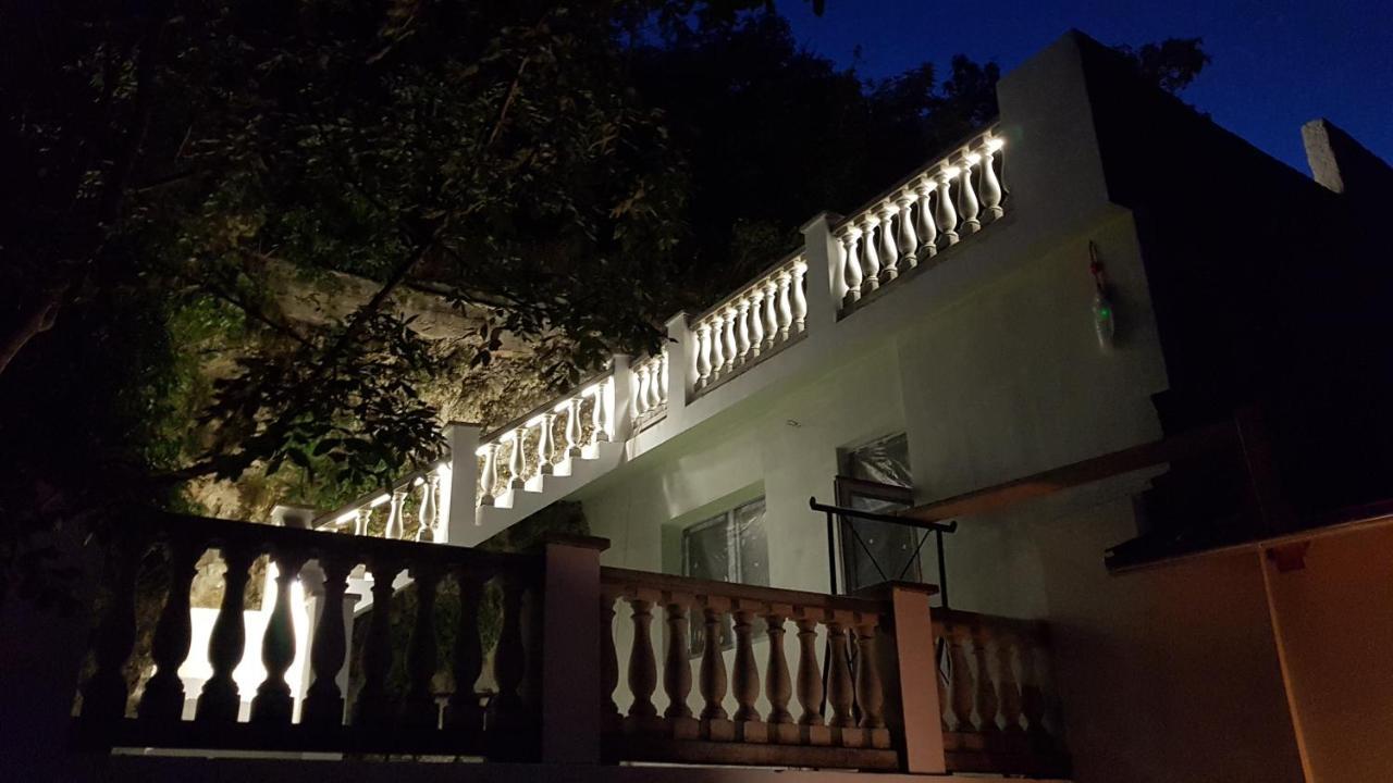 Aparthotel Sziklavendeghaz Veszprém Zewnętrze zdjęcie