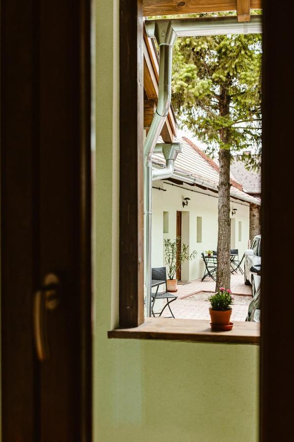 Aparthotel Sziklavendeghaz Veszprém Zewnętrze zdjęcie